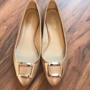 Old shoes Naturalizer